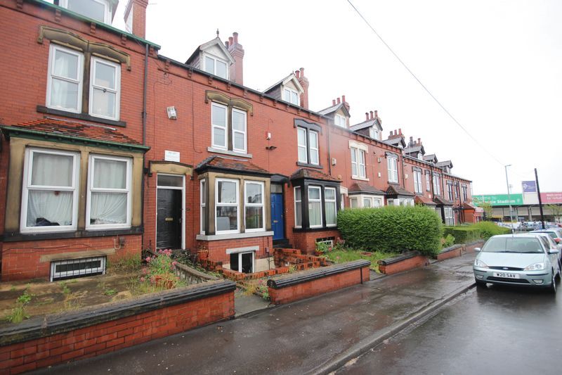 Property photo 1 of 16 14Headingleymount(1).Jpg