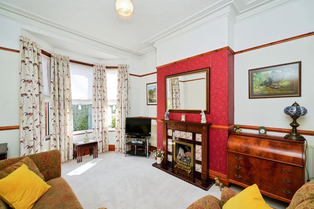 Property photo 2 of 24