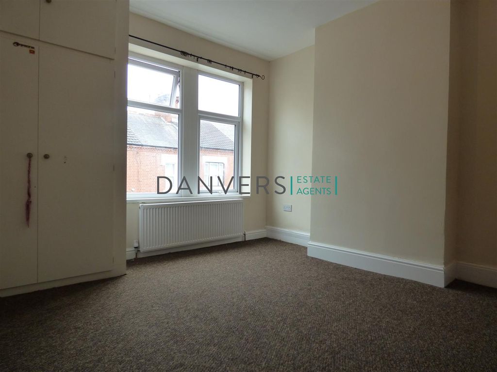 Property photo 3 of 8 P1090701.Jpg