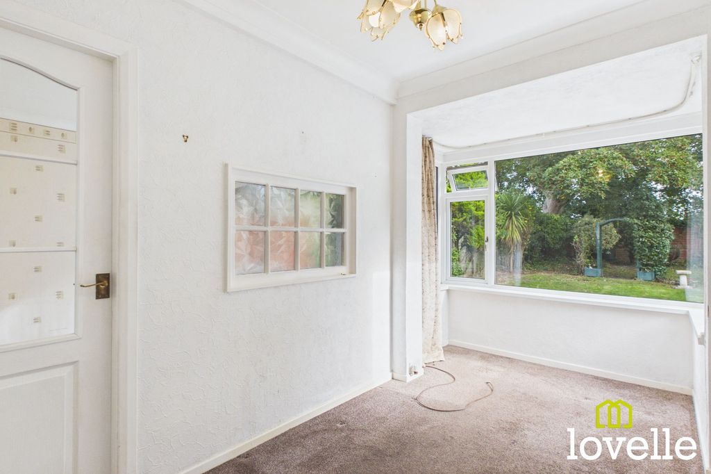 Property photo 3 of 24