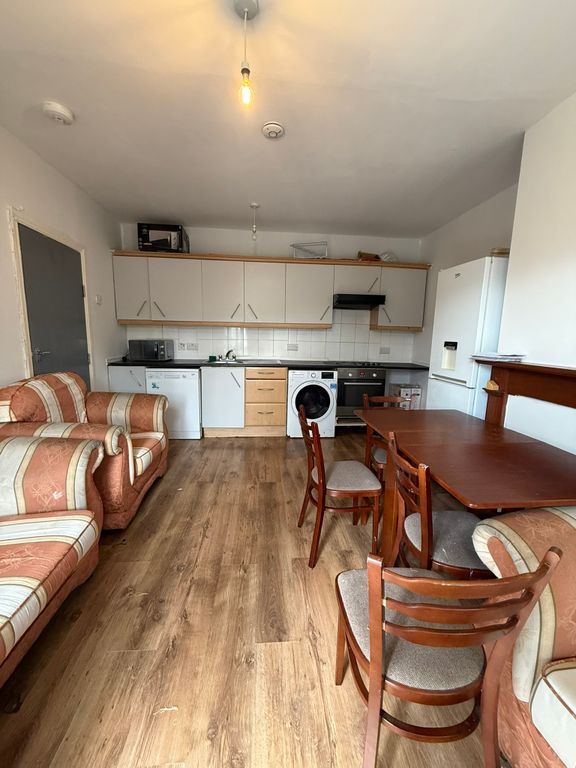 Property photo 2 of 6 Img_2308