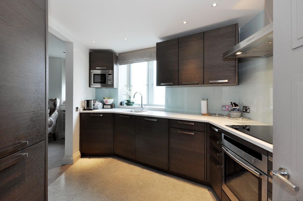 Property photo 2 of 13 Kitchen