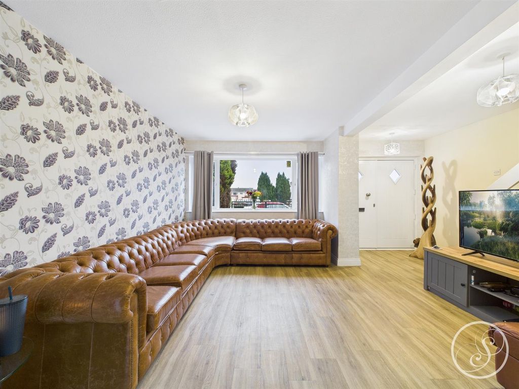 Property photo 2 of 13 Lounge/Diner