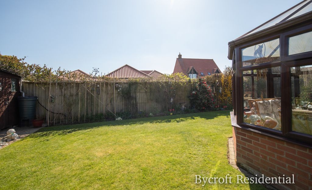 Property photo 3 of 14