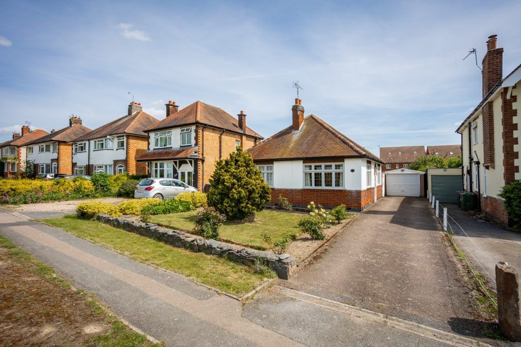 Property photo 1 of 28