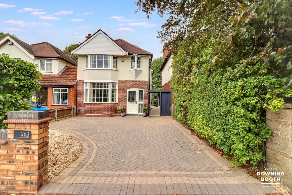 Property photo 1 of 23