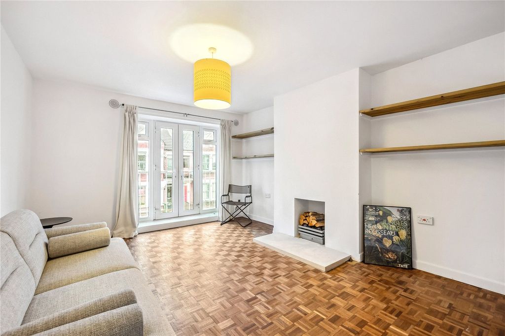 Property photo 2 of 11 Recepton Room