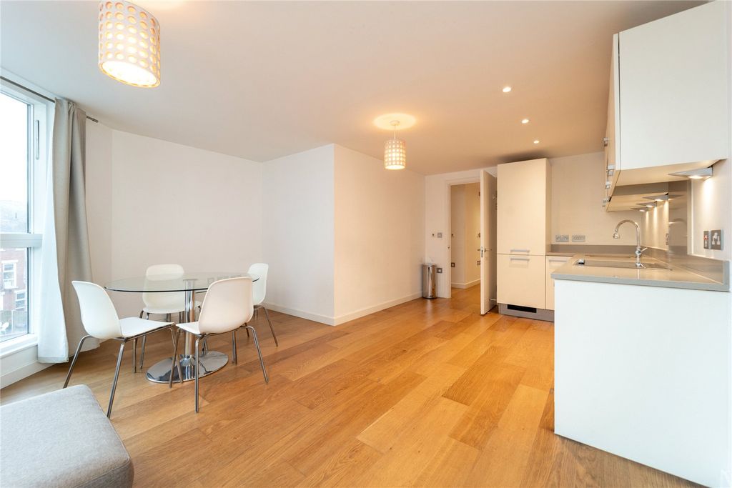 Property photo 1 of 12 Picture No. 23
