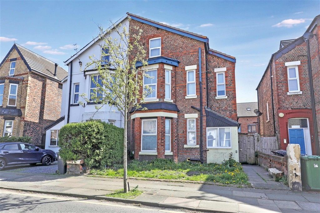 Property photo 1 of 8