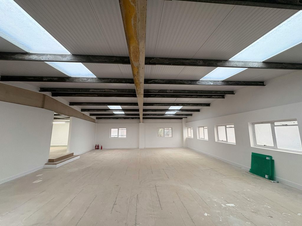 Property photo 3 of 6 Img_4933.Jpeg