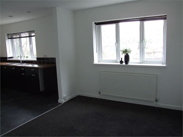 Property photo 3 of 8 Dining Room