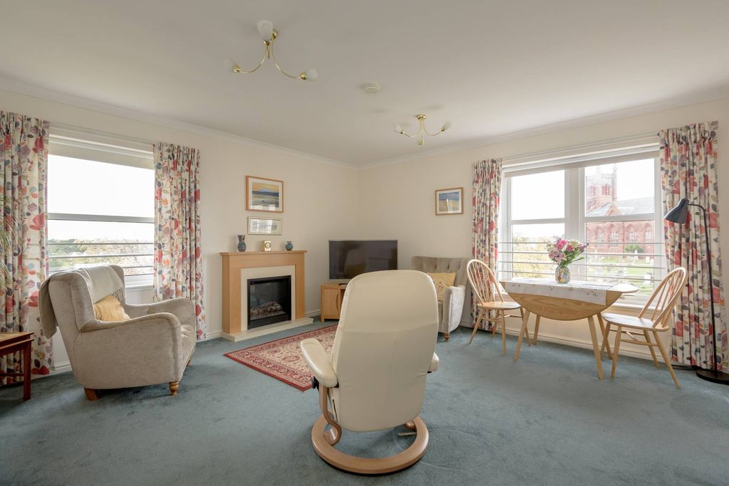 Property photo 2 of 18 Property Image 2