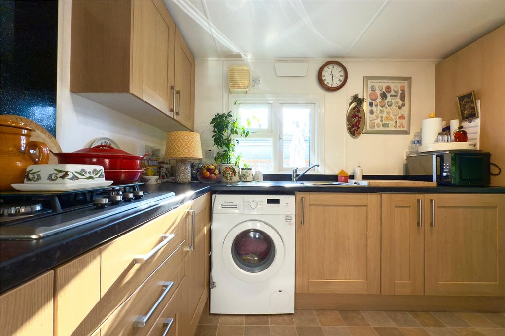 Property photo 2 of 23 Picture No. 09