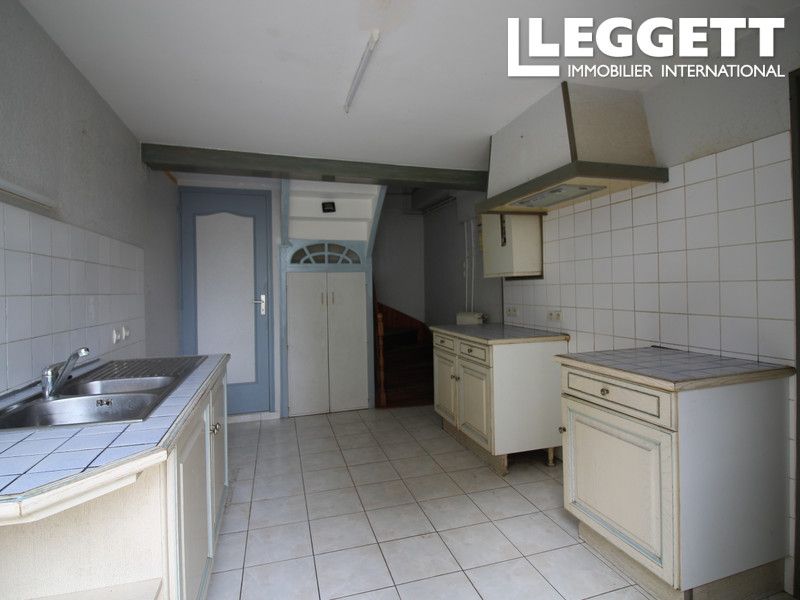 Property photo 2 of 10