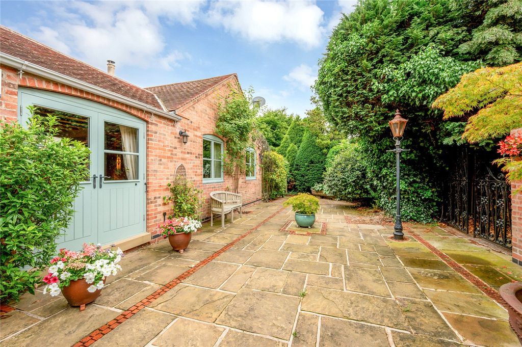 Property photo 3 of 37 Picture No. 08