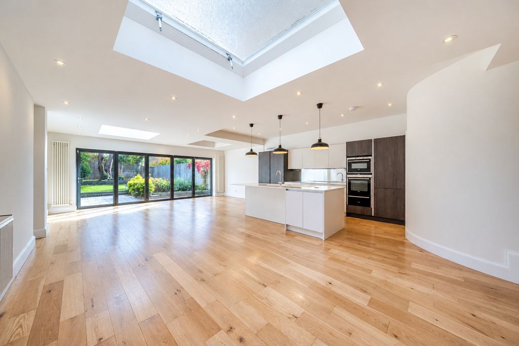 Property photo 1 of 17 Picture No. 26