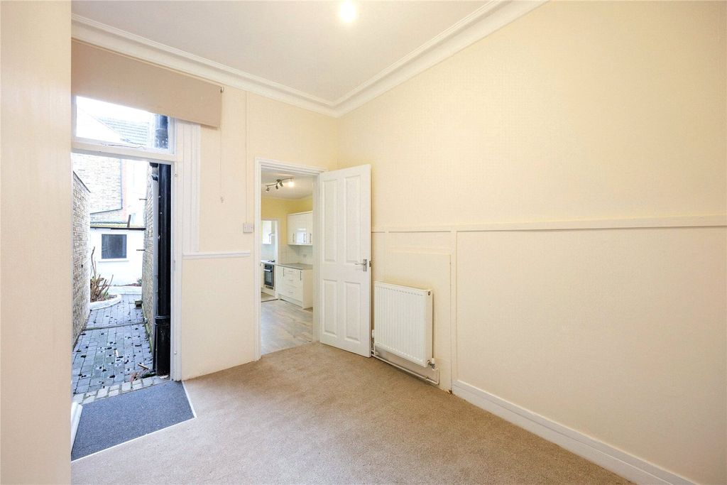 Property photo 3 of 13 Picture No. 03