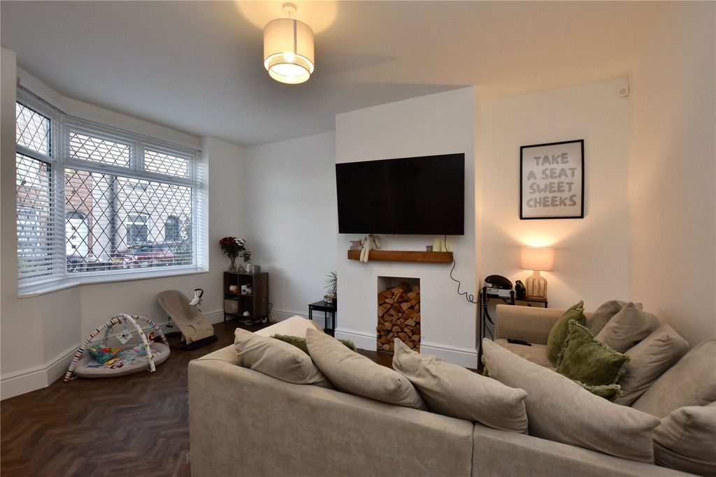 Property photo 3 of 17 Picture No. 13