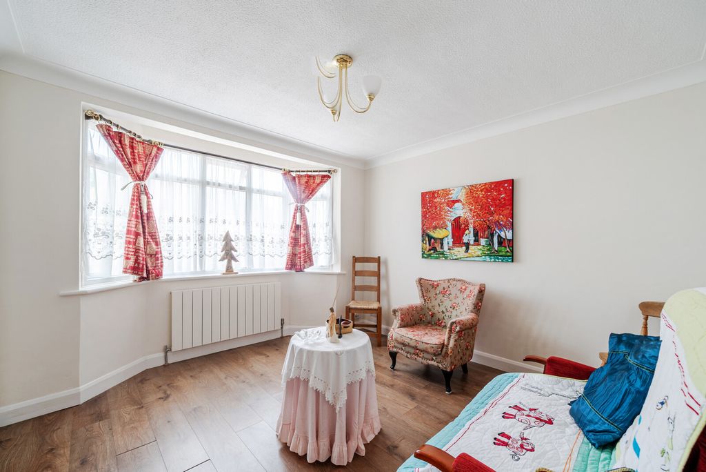 Property photo 2 of 23 1482976-14-6A3E5F...