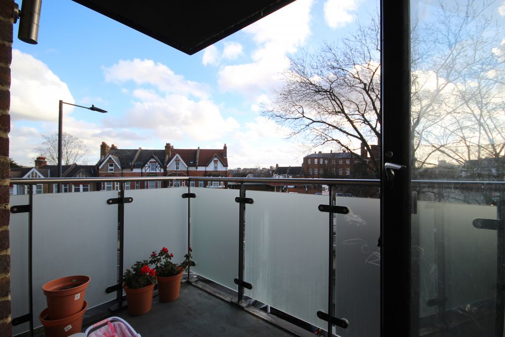 Property photo 2 of 6 Gallery