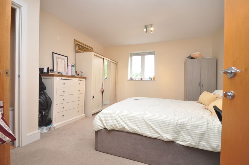 Property photo 3 of 3