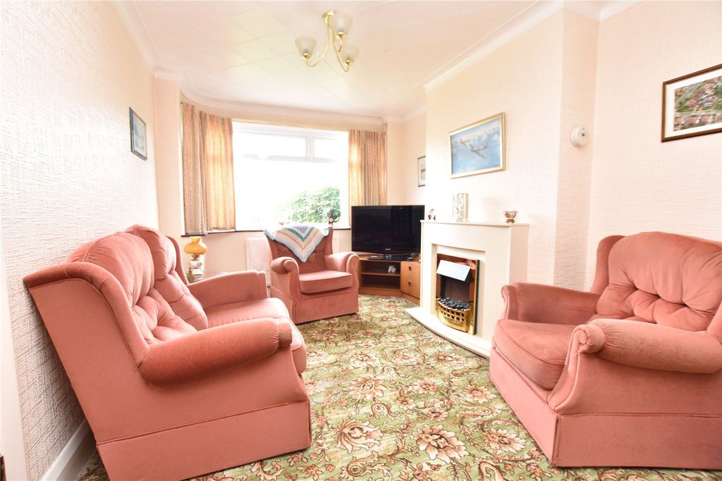 Property photo 2 of 24 Picture No. 23