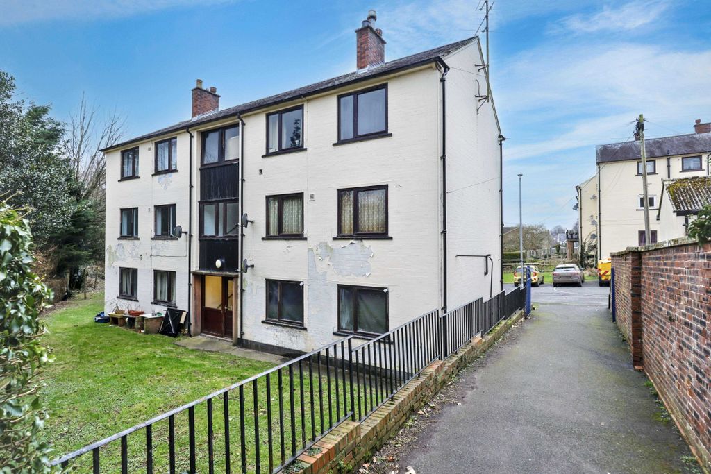 Property photo 1 of 11 Flat 14 Well Meadow, Brampton, Carlisle, Cumbria, Ca8 1Uw