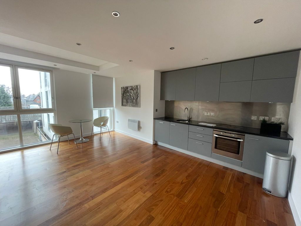 Property photo 2 of 8