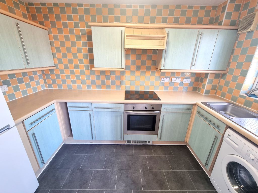 Property photo 3 of 13