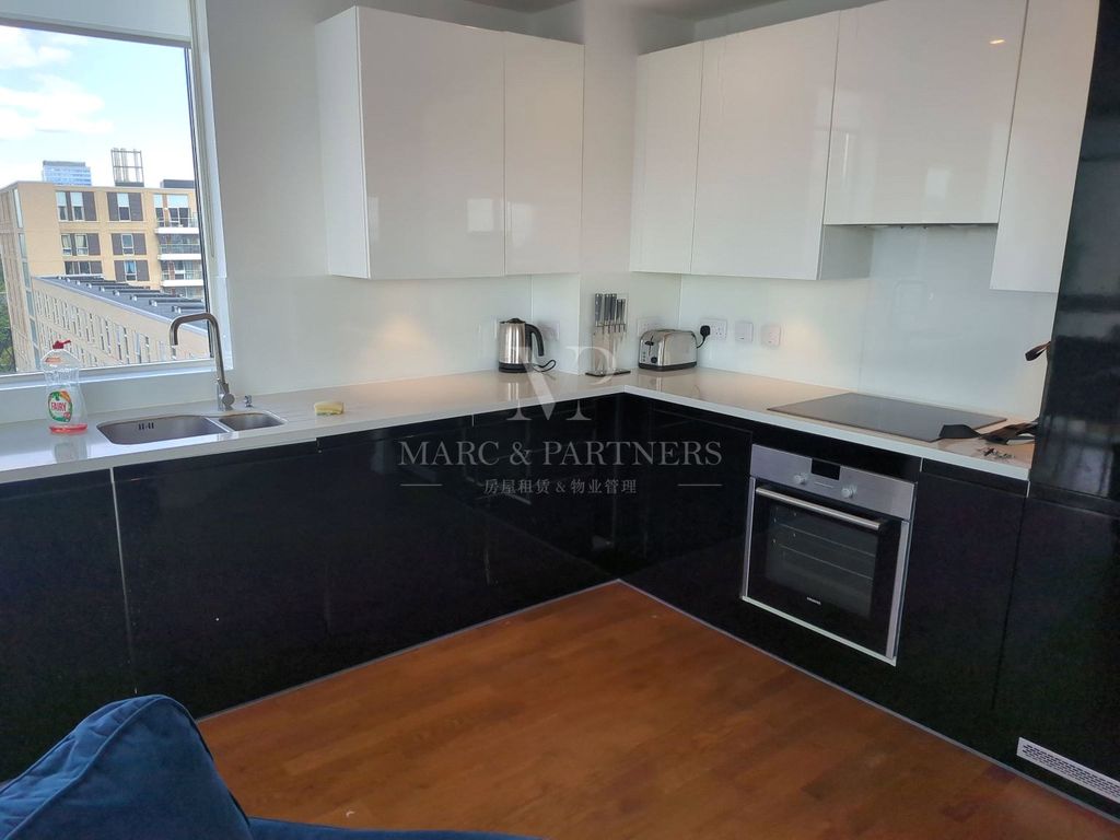 Property photo 2 of 14 Picture No. 21