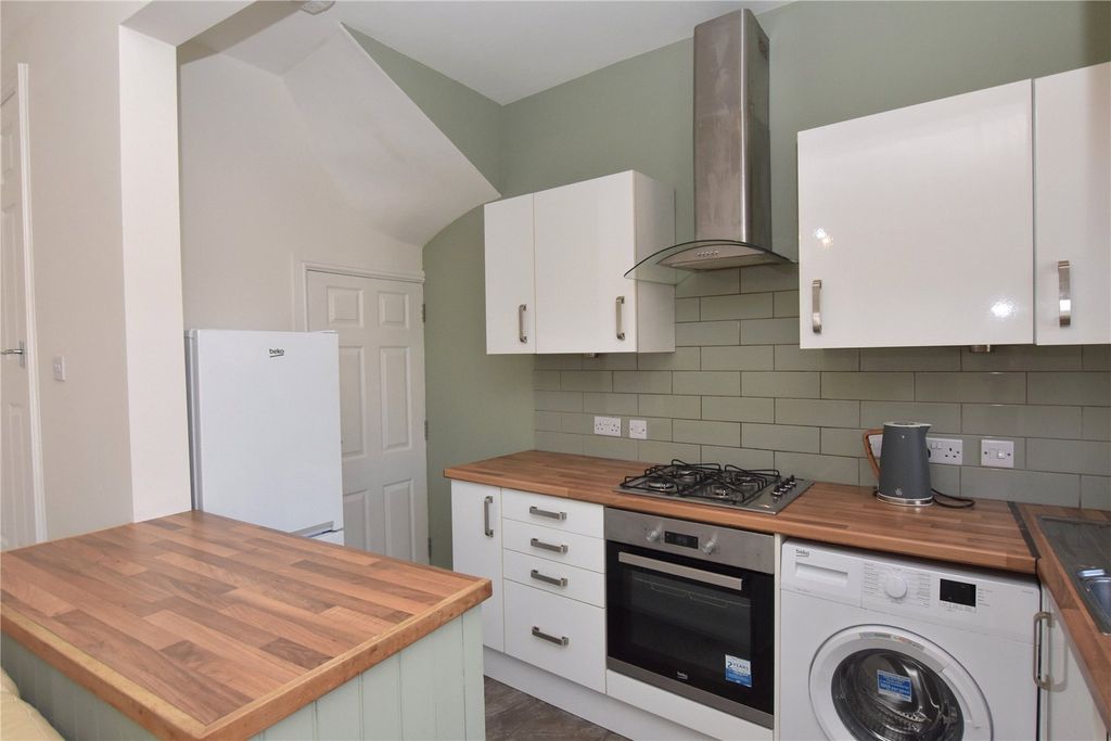 Property photo 3 of 13 Picture No. 18