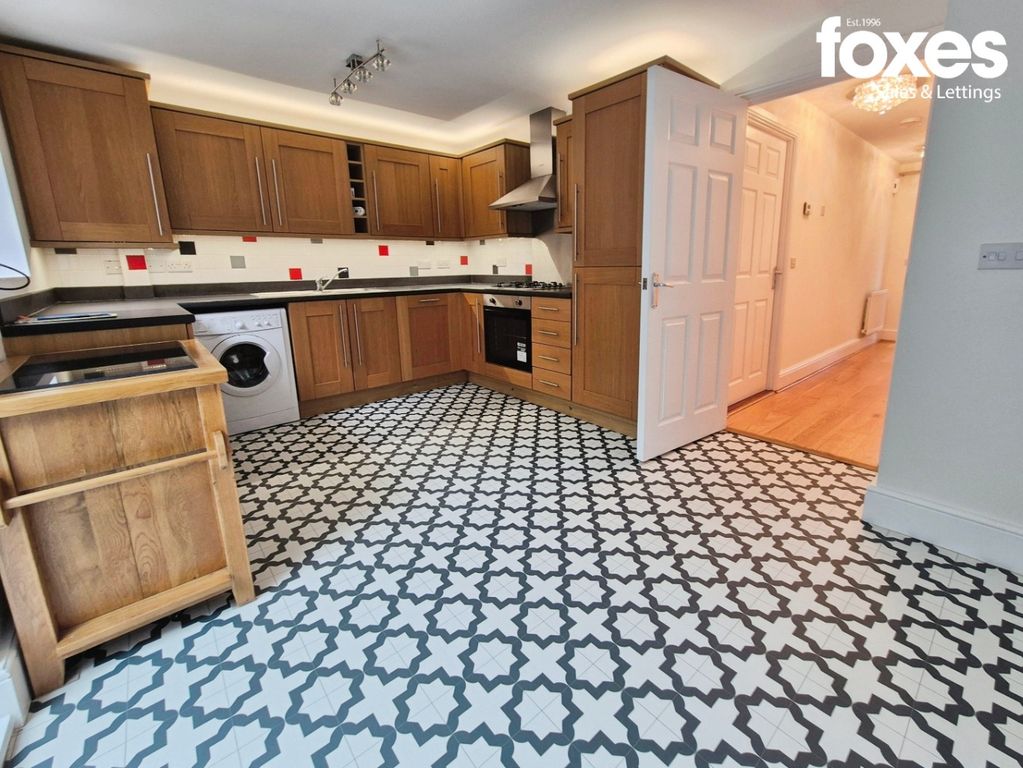 Property photo 3 of 24 4543543