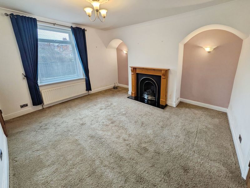 Property photo 2 of 11 Living Room