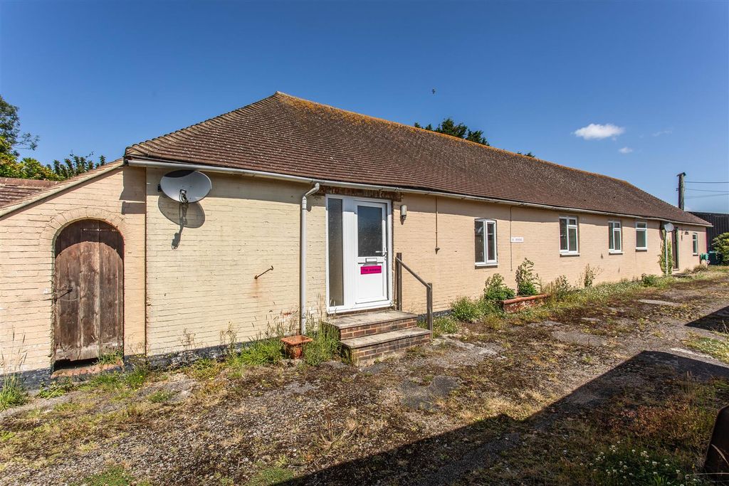 Property photo 3 of 44 Bungalow &amp; Stable Church Farm-3.Jpg