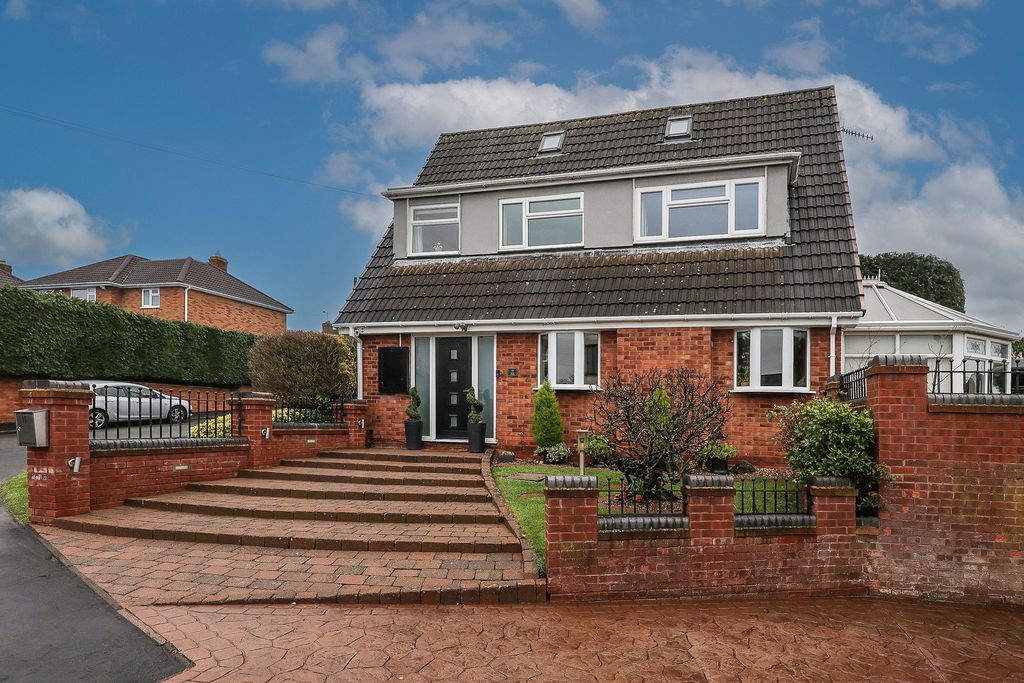 Property photo 2 of 49