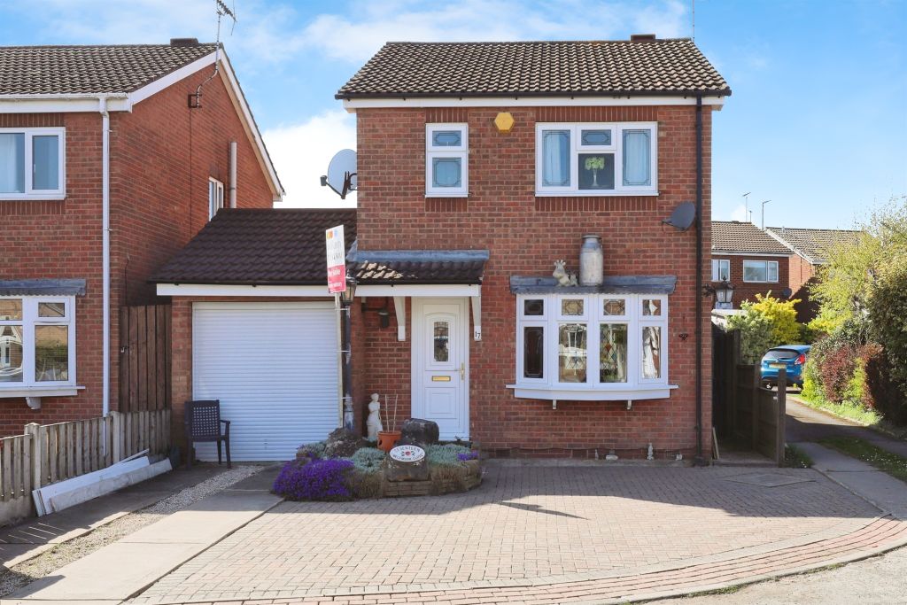 Property photo 1 of 17
