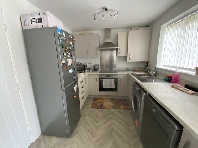 Property photo 3 of 13