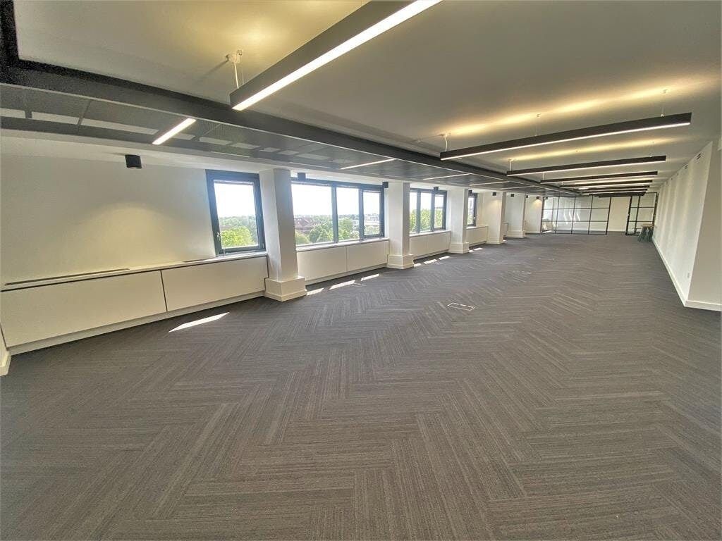 Property photo 2 of 5