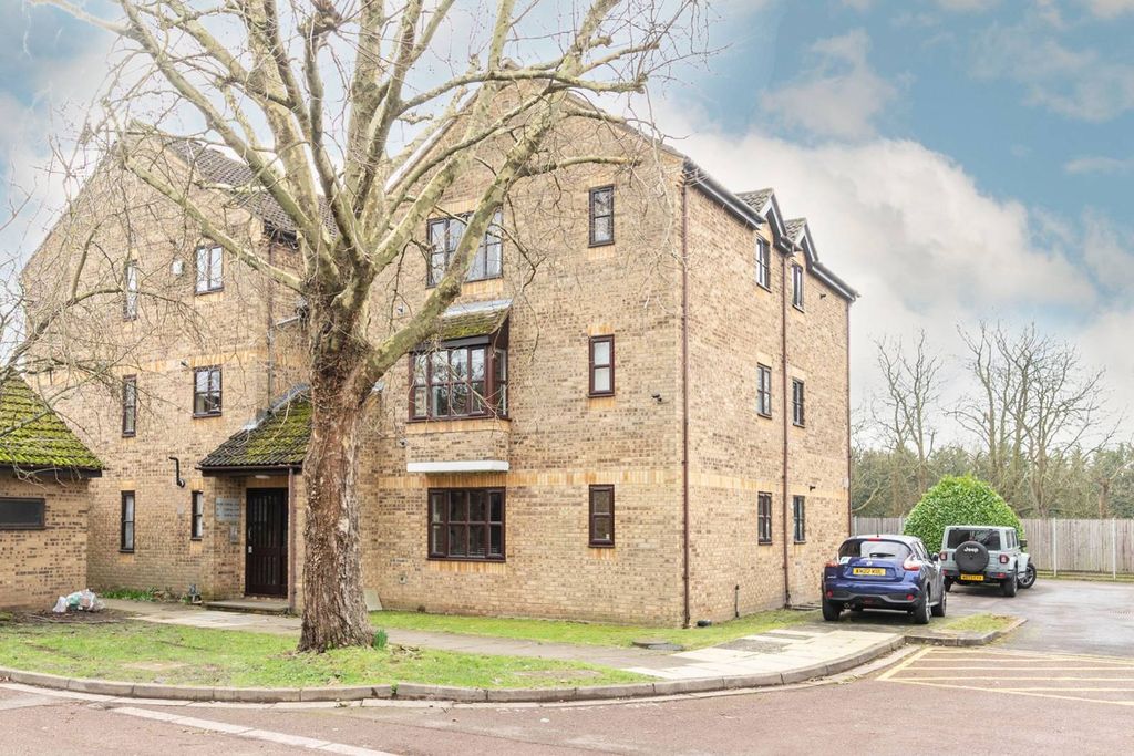 Property photo 2 of 7