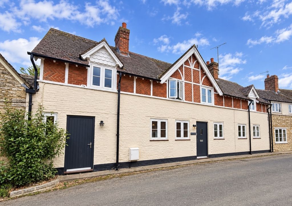Property photo 1 of 11 Aa3B49E9-521A-4D6A-B0F0-9C025Aaaae03