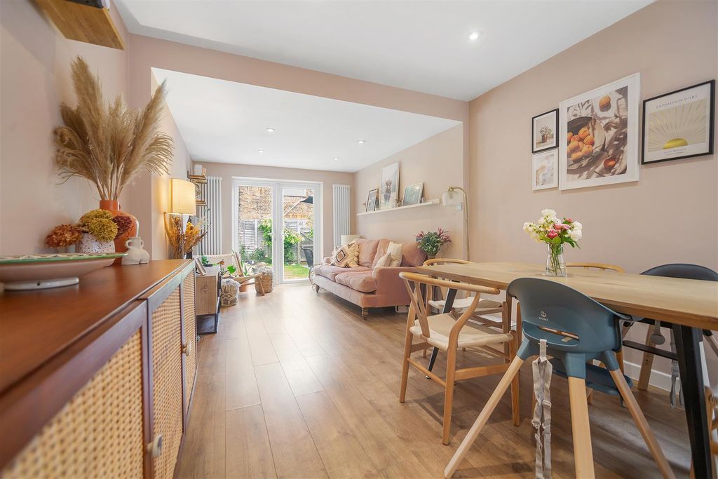 Property photo 1 of 16 243A5367-Hdr.Jpg