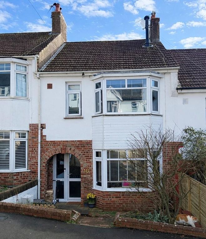 Property photo 1 of 10 10Qbrmaina - Rightmove Photo.Jpg