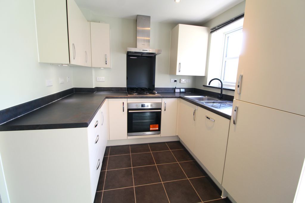 Property photo 3 of 12 Kitchen/Diner
