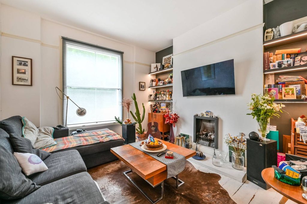 Property photo 3 of 7