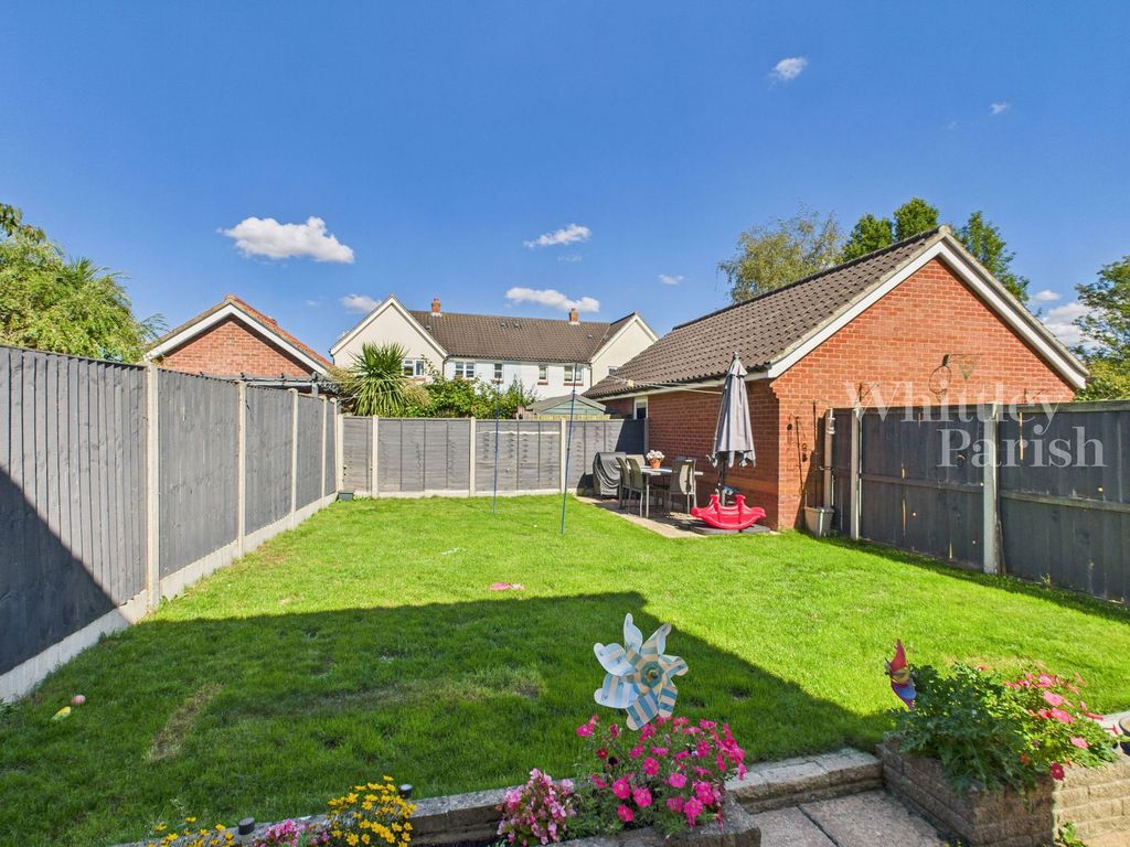 Property photo 2 of 14