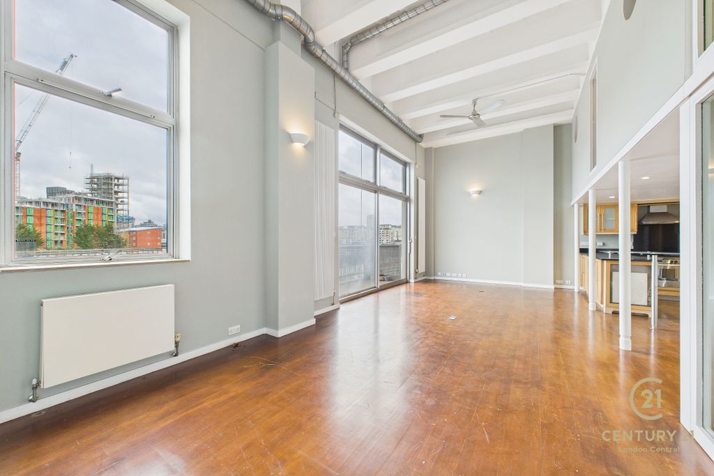 Property photo 1 of 27