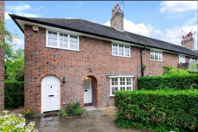 Property photo 1 of 11 External View