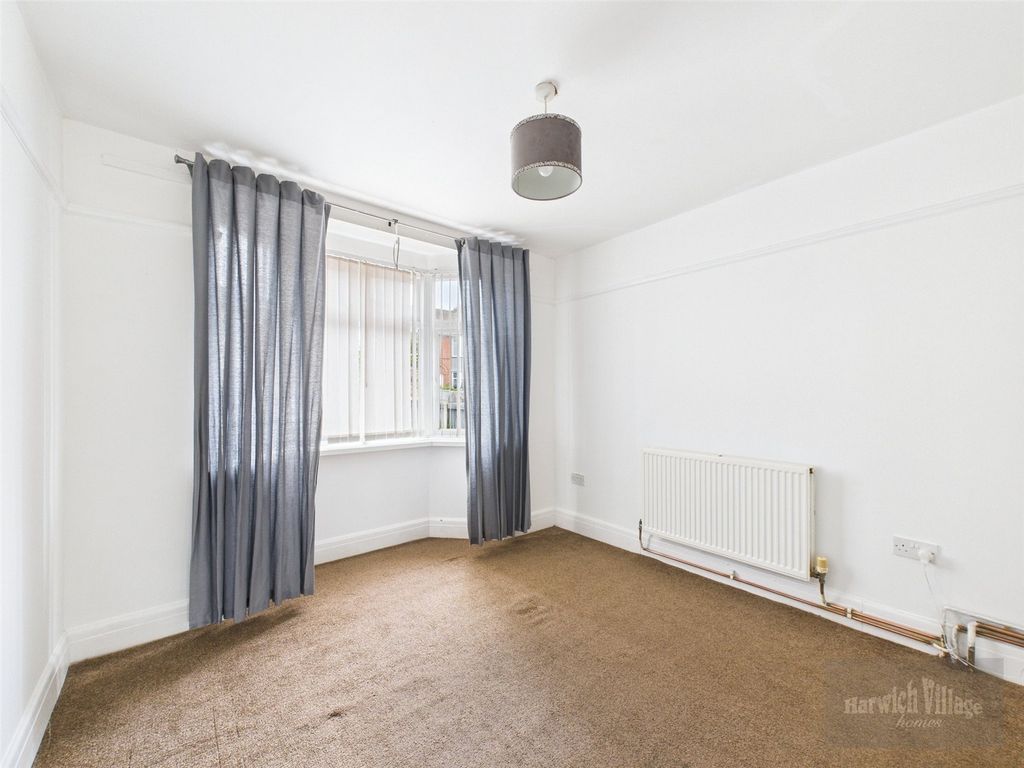 Property photo 2 of 14 Picture 2