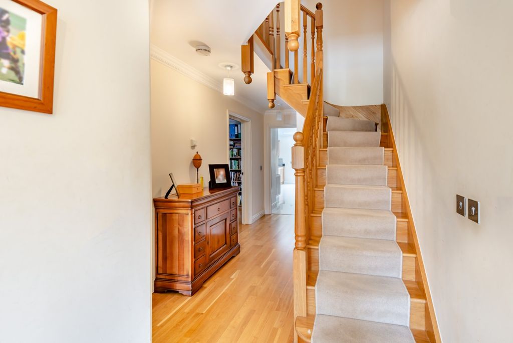 Property photo 2 of 11 Picture No. 03