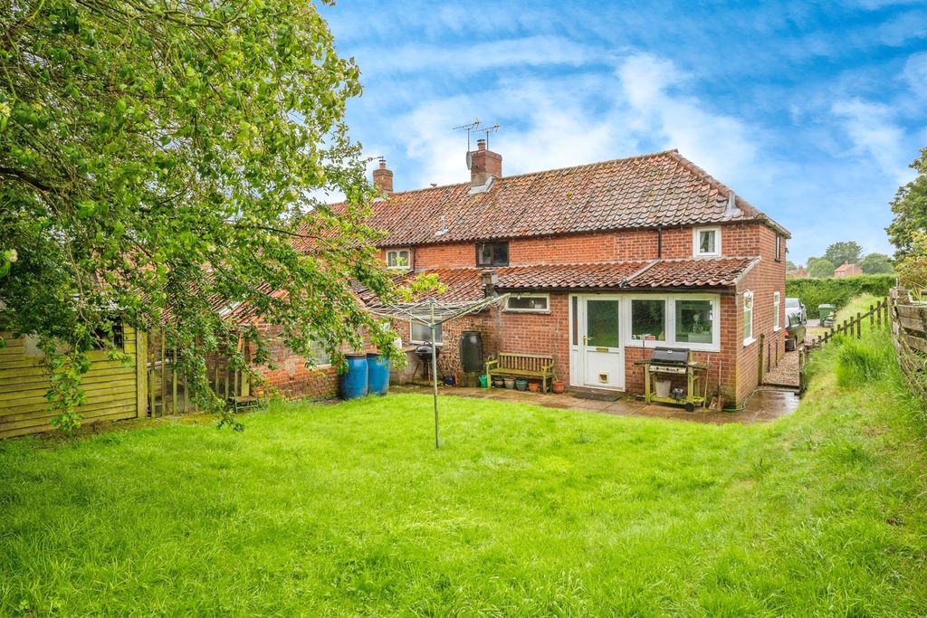 Property photo 3 of 15